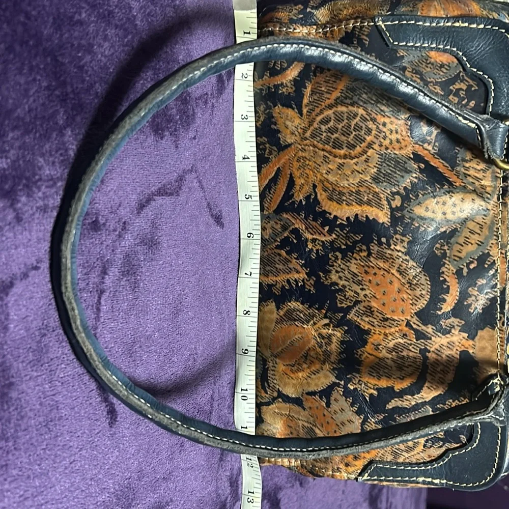 Patricia Nash stylish navy